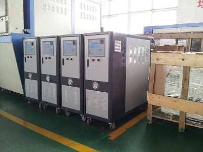 導熱油加熱器，模溫機，油溫機